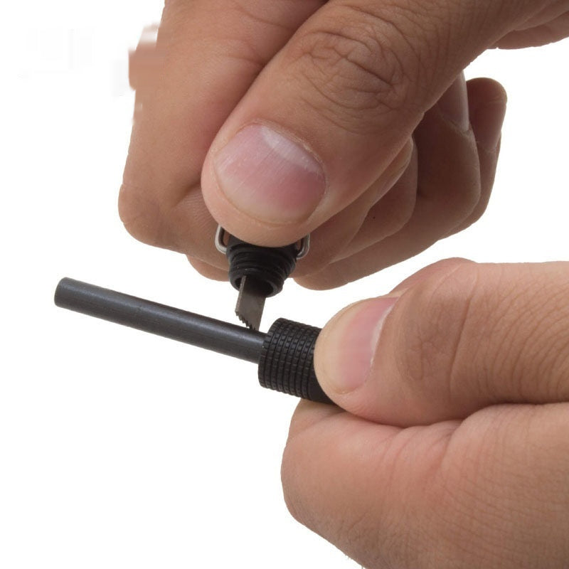 Multi-functional Outdoor Emergency Survival Fire Starter Rod
